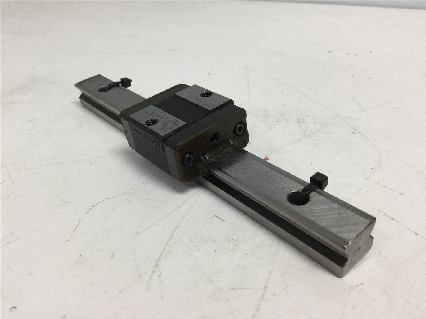 Used THK SR15V Linear Bearing, Guide Length: 160mm Guide Width: 15mm Slide: 34x37.5mm