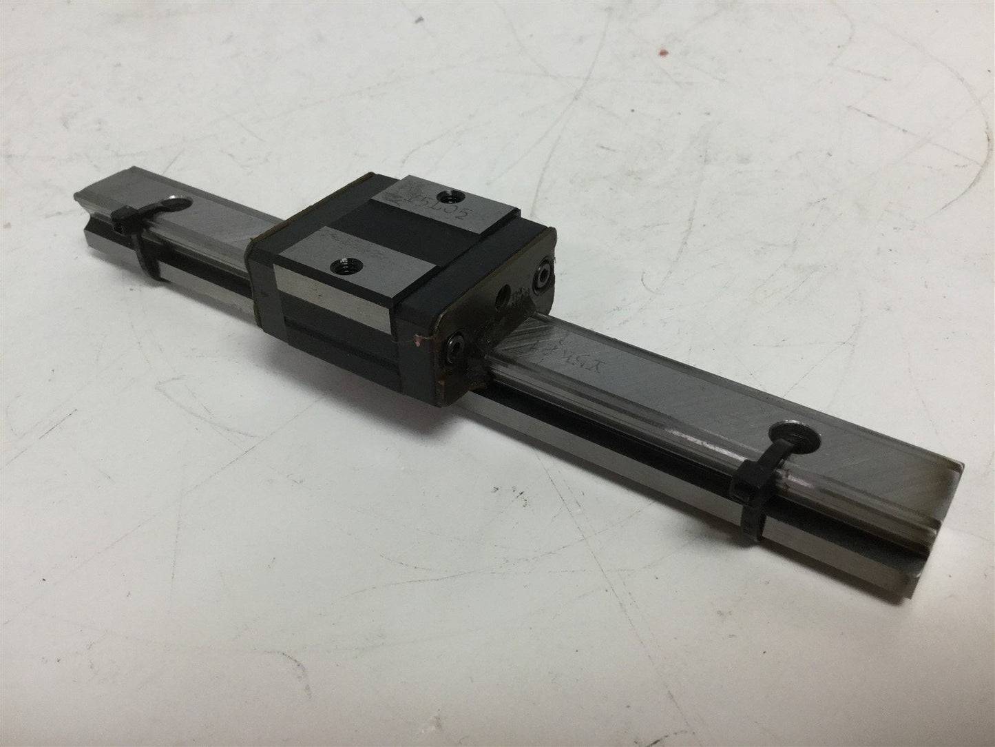 Used THK SR15V Linear Bearing, Guide Length: 160mm Guide Width: 15mm Slide: 34x37.5mm