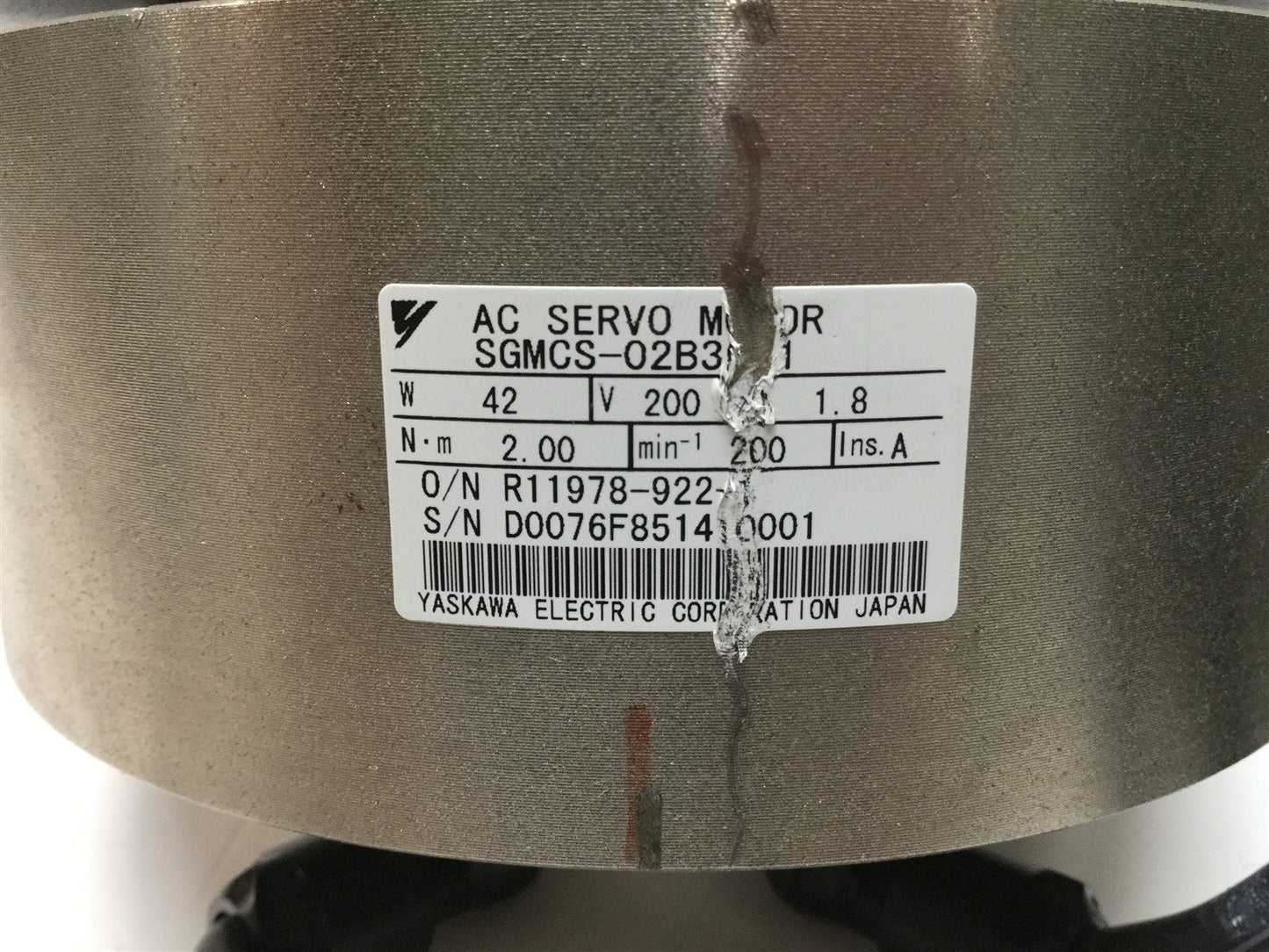 Used Yaskawa SGMCS-02B3B11 Direct Drive AC Servo Motor 200VAC Supply 2Nm Output