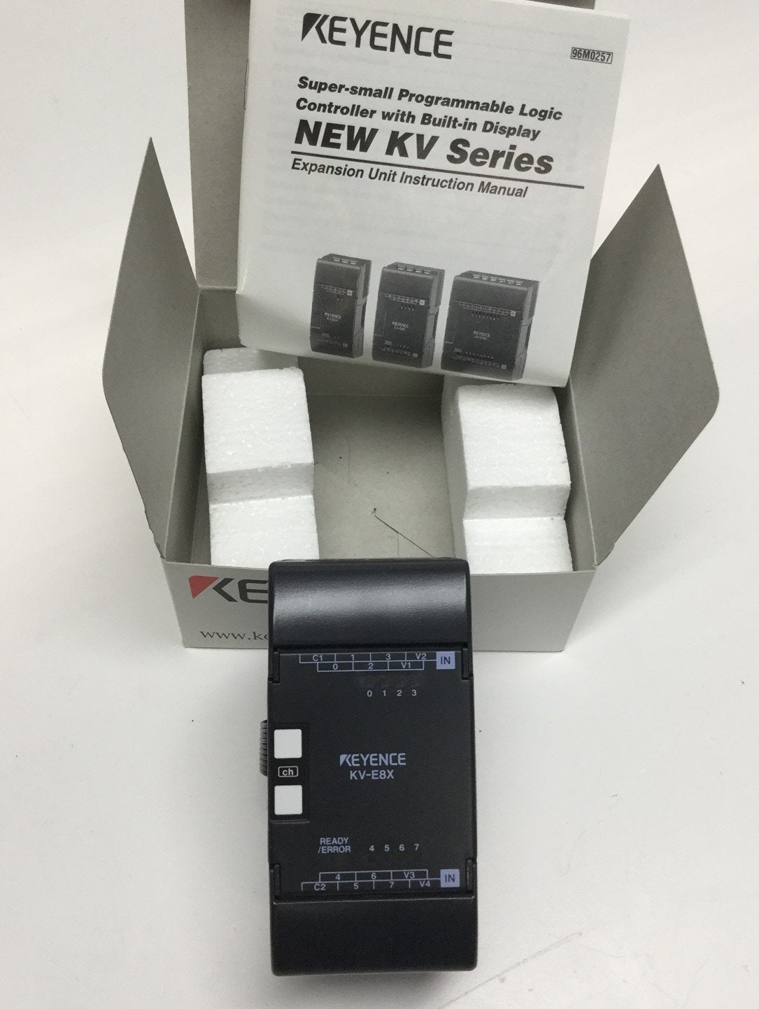 New Keyence KV-E8X Compact PLC Input Expansion Module Unit 8-Point 24VDC DIN Mount