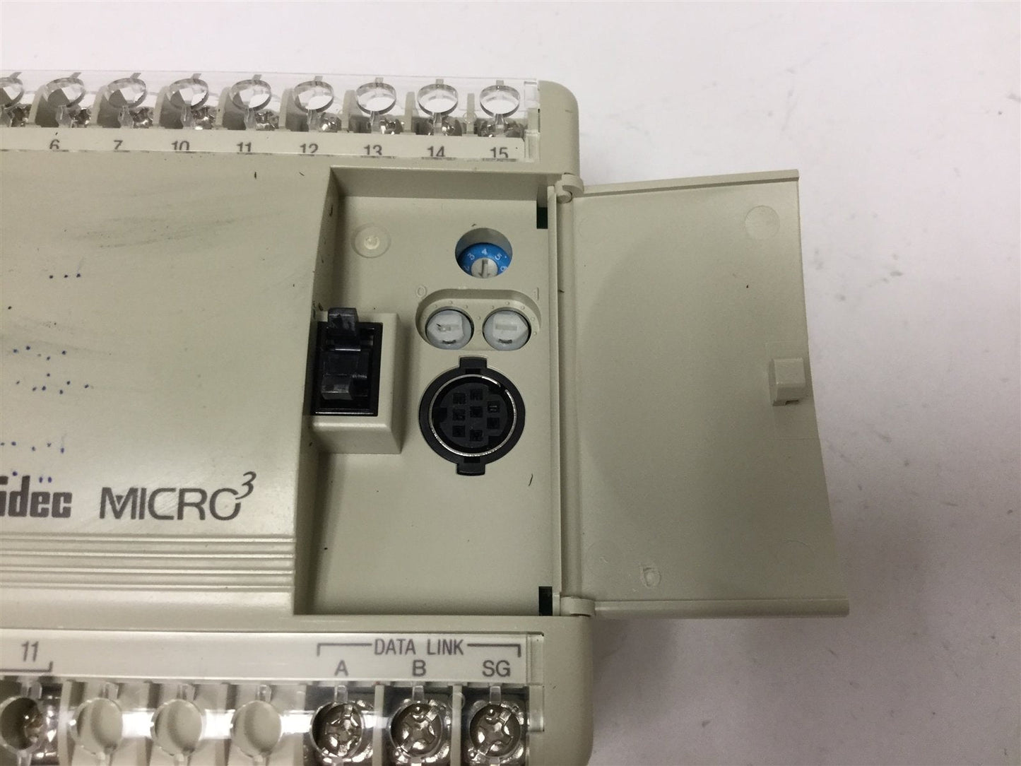 Used Idec FC2A-C24A1 Micro3 PLC I/O Module 100-240VAC, 14x 24VDC In /10x Relay Out