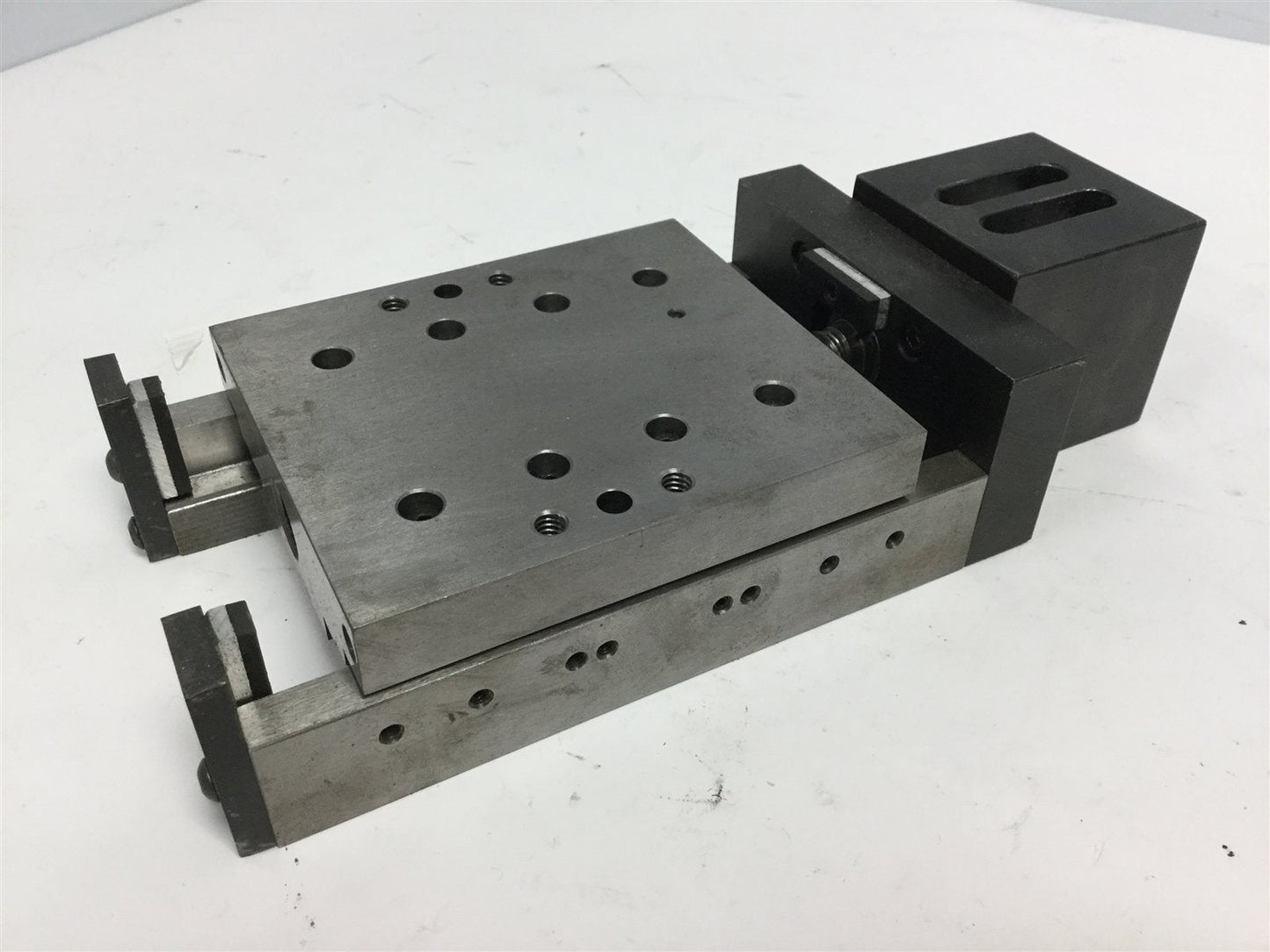 Used Gilman Linear Motion D81214 Precision Linear Stage, Travel: 25.25mm, 2.57mm/Turn