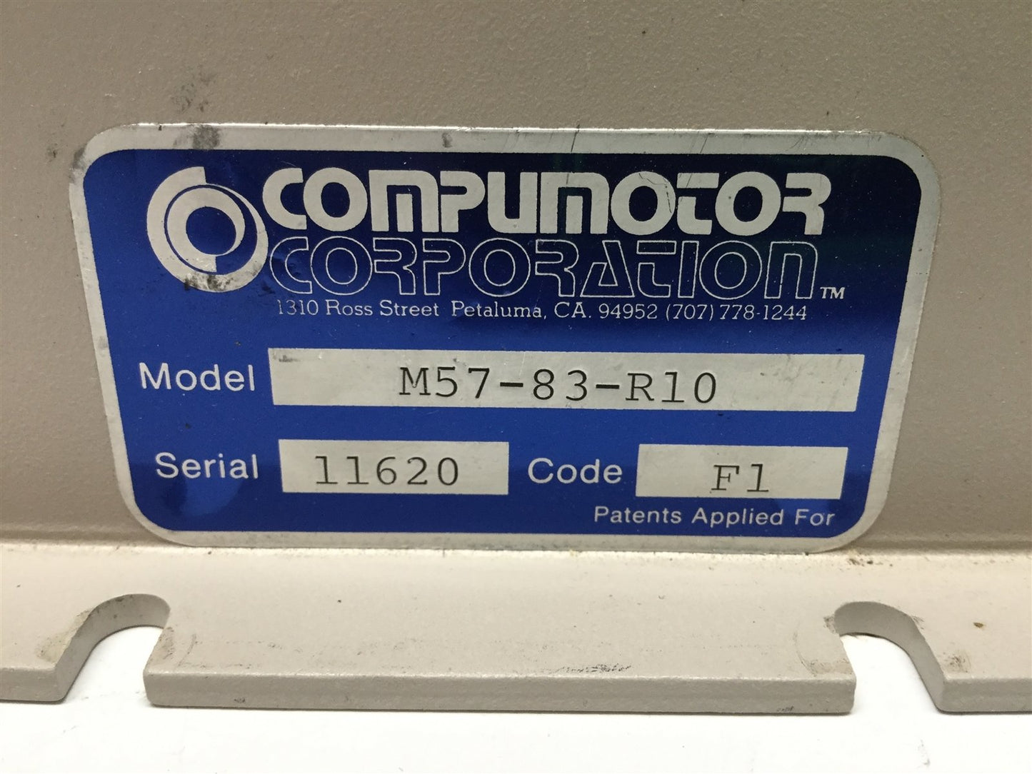 Used Parker M57-83-R10 Compumotor Stepper Motor Drive 7-Pin M, 8-Pin F 7.7 x 5.5 x 3"