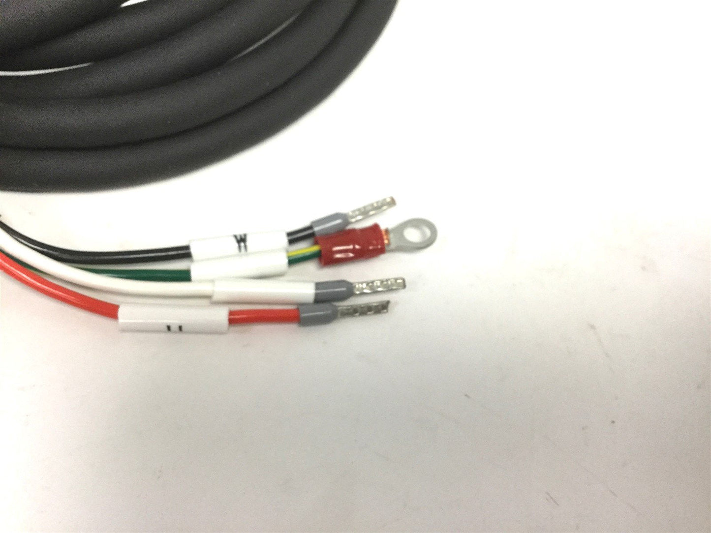 New Omron R88A-CAGA003SR Servomotor Feedback Cable, 3-Wire 1-Ground Accurax G5