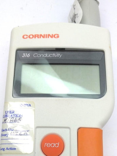 For parts or not working Corning 316 Conductivity Meter w/ Case, Probe, & Bottles *For Parts*