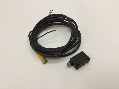 Used Sunx EQ-24-PN-J Photoelectric Sensor, Sensing Range: 30-200mm, Output: PNP