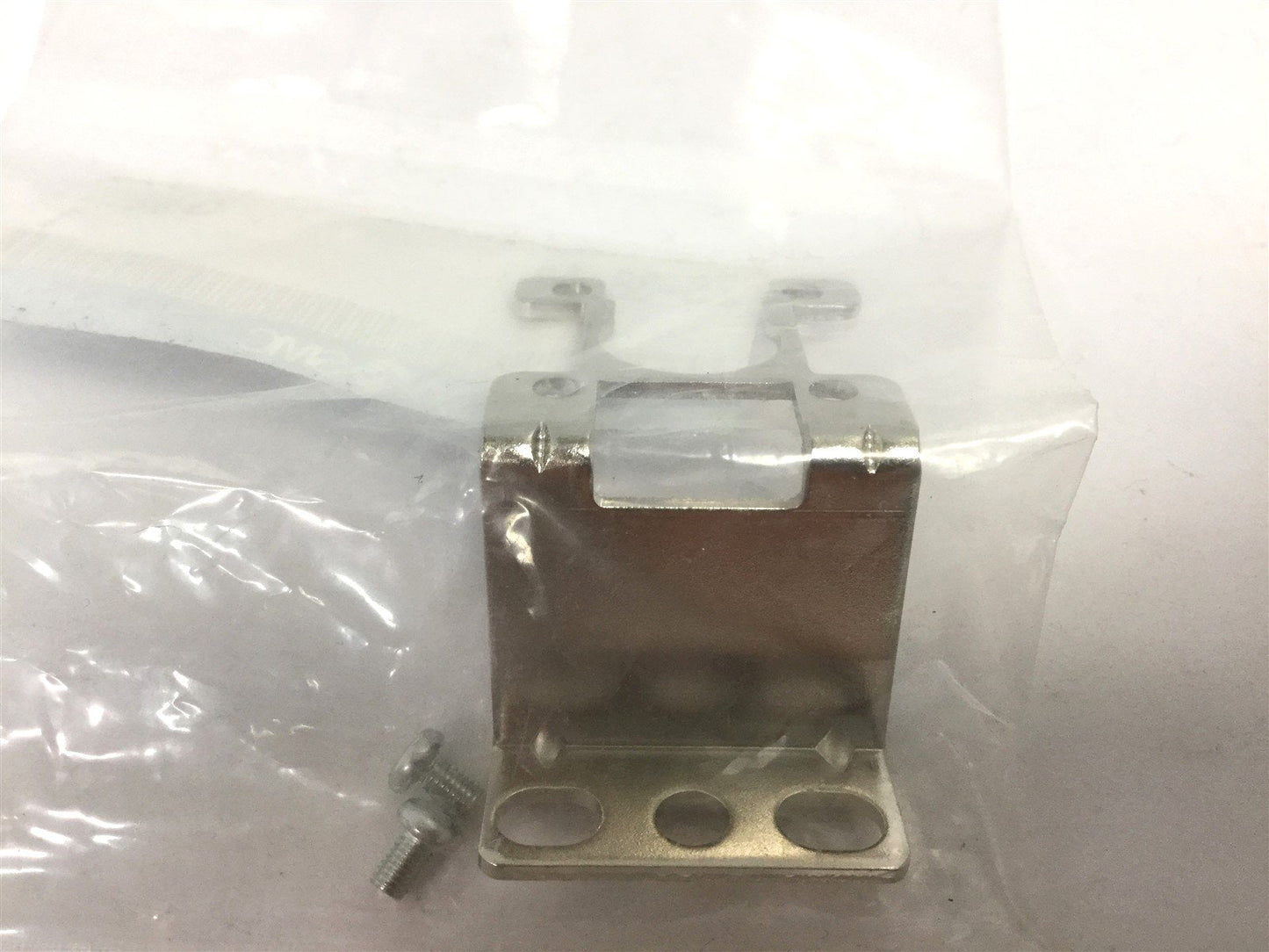 New Lot of 2 New SMC ZS-38-A3 Brackets for ZSE30 Vacuum Switch