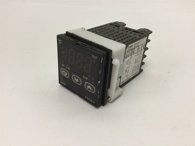 Used Omron E5CSV-Q1T-F Temperature Controller, Thermocouple Input, Supply: 100-240VAC