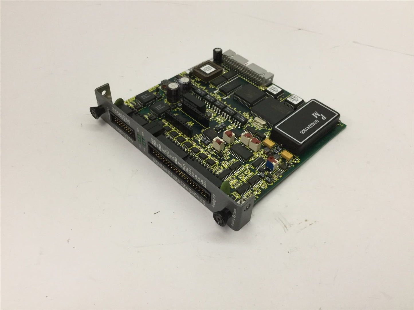 Used Control Technology 2220 Analog I/O Module, Digital: 8x Out, Analog: 8x In 8x Out