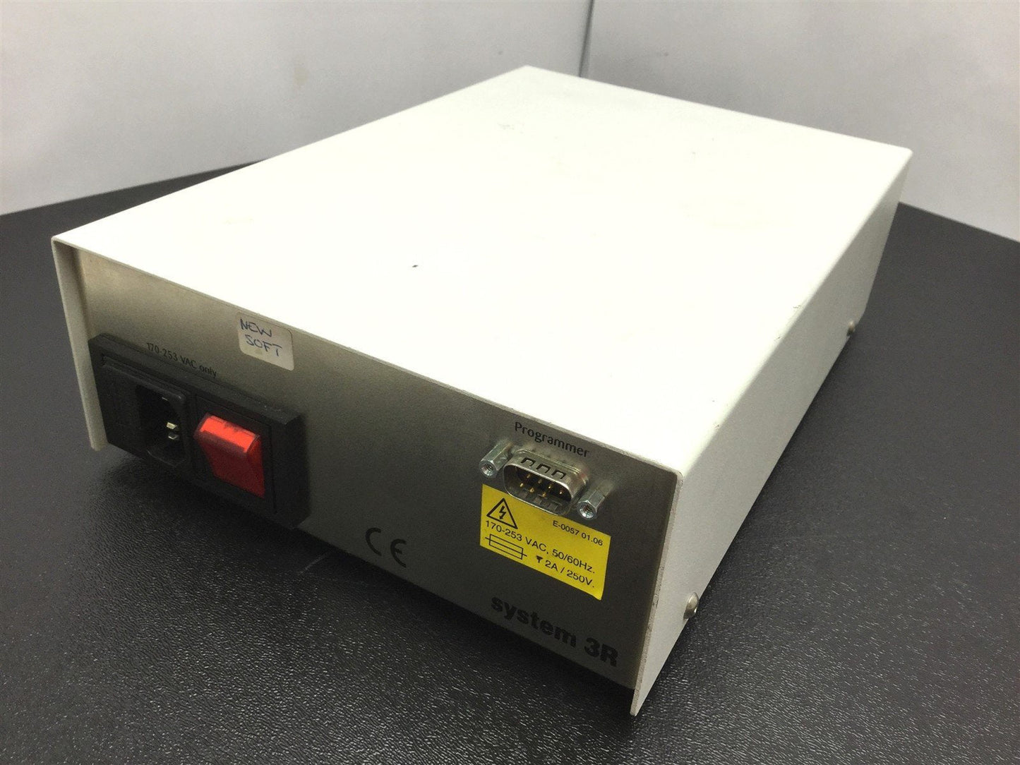 Used System 3R EDM Machining 3R-6.46 Servo Motor Control Unit Voltage: 170-253 VAC