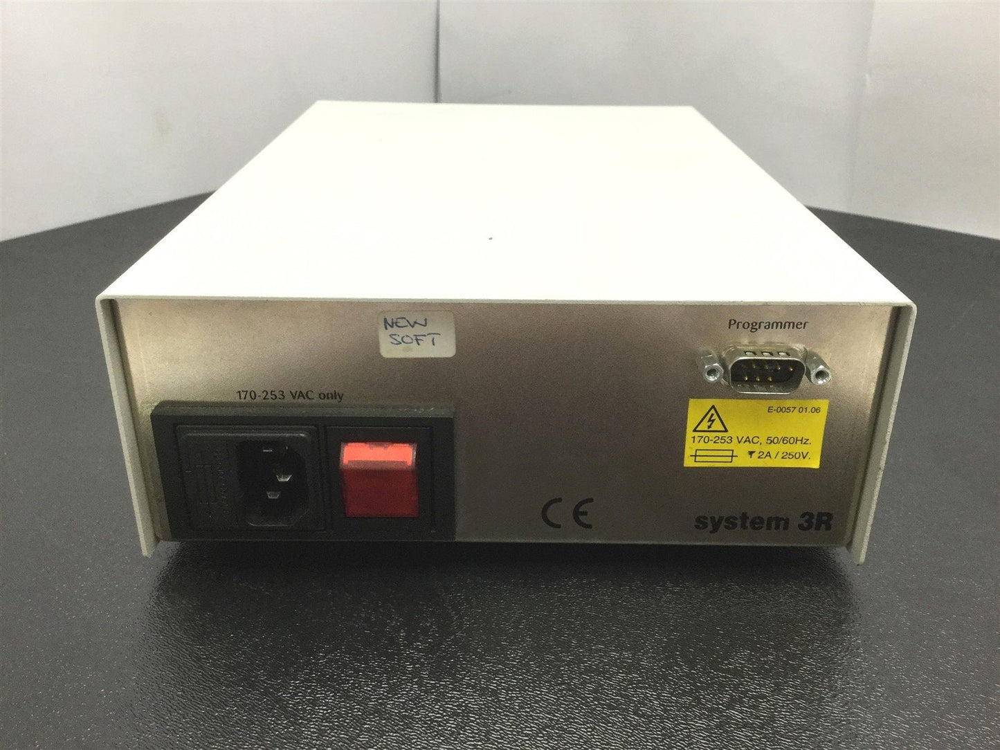 Used System 3R EDM Machining 3R-6.46 Servo Motor Control Unit Voltage: 170-253 VAC