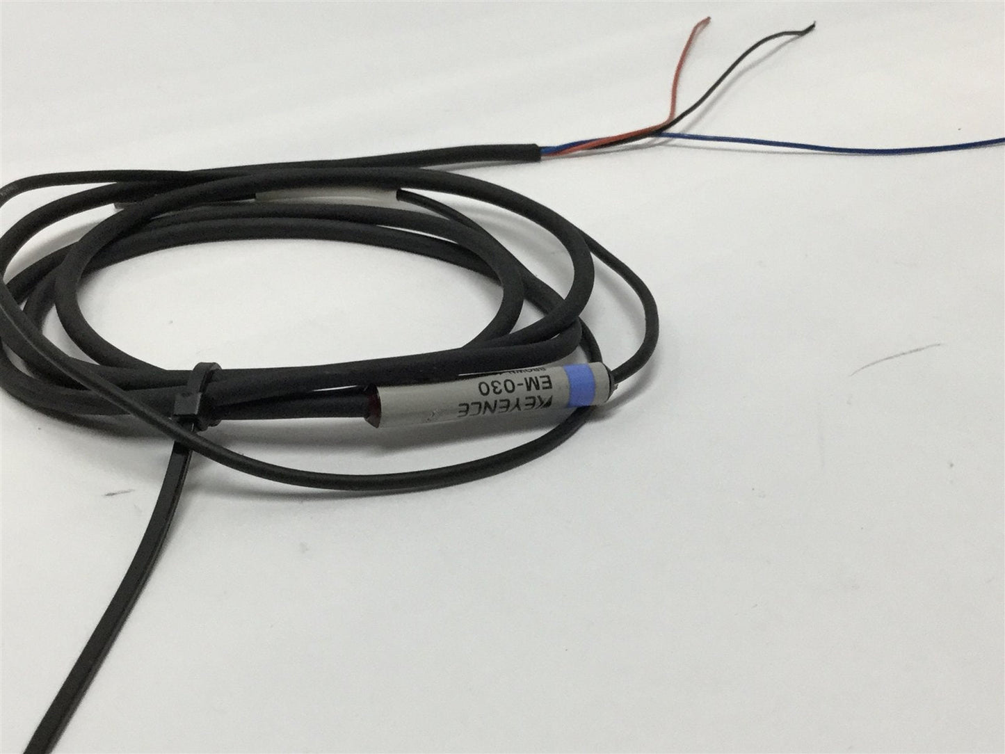 Used Keyence EM-030 Proximity Sensor Switch, 0.6mm Distance, 10.8 to 30VDC