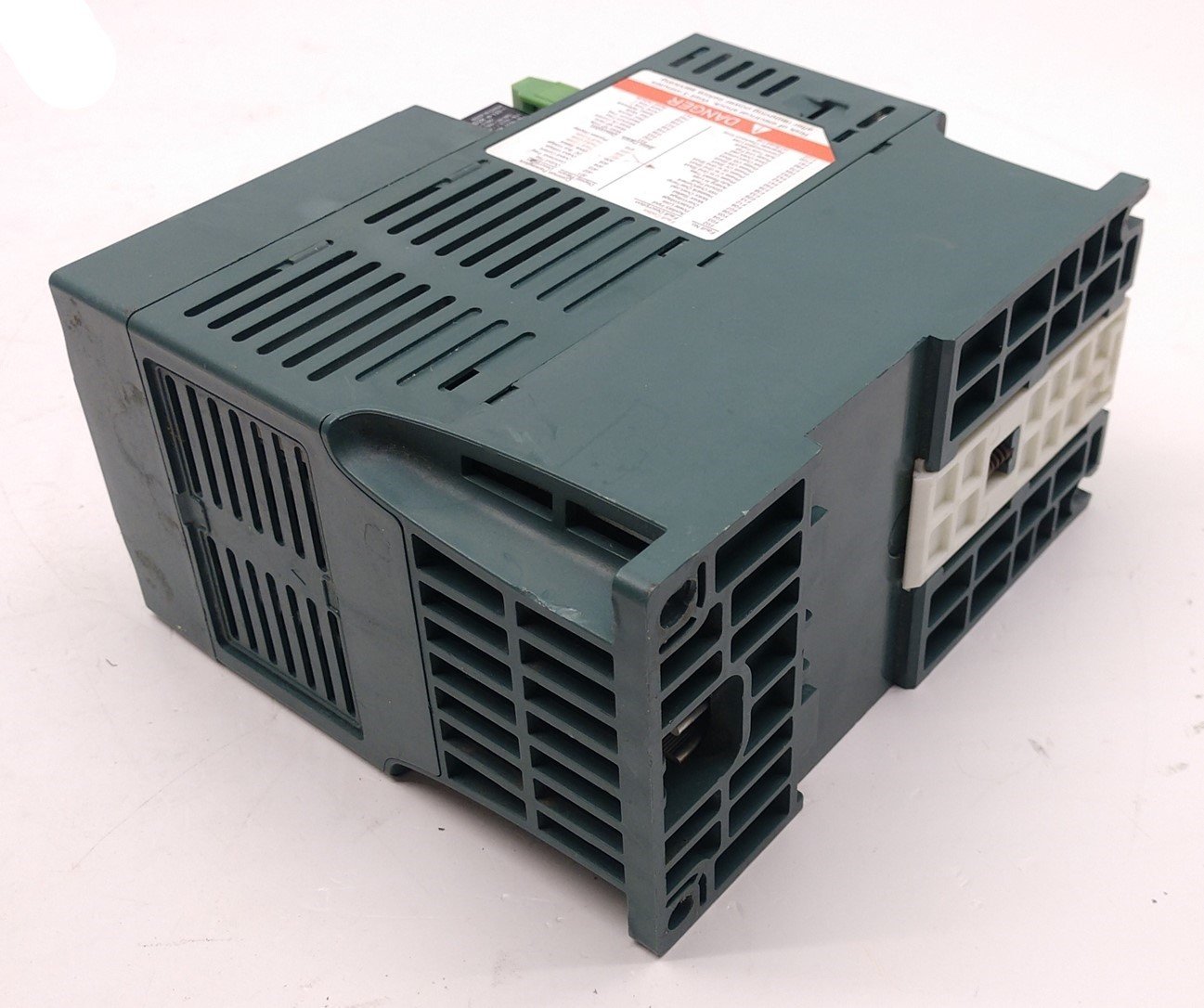 For Parts Reliance Electric 6MDVN-2P3101 MD 60 AC Drive, Max Voltage: 132VAC, *For Parts