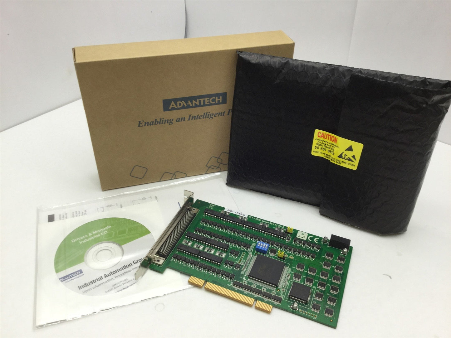 New Advantech PCI-1752U-AE 64 Channel Isolated Digital Out PCI Card, Output: 5-40VDC