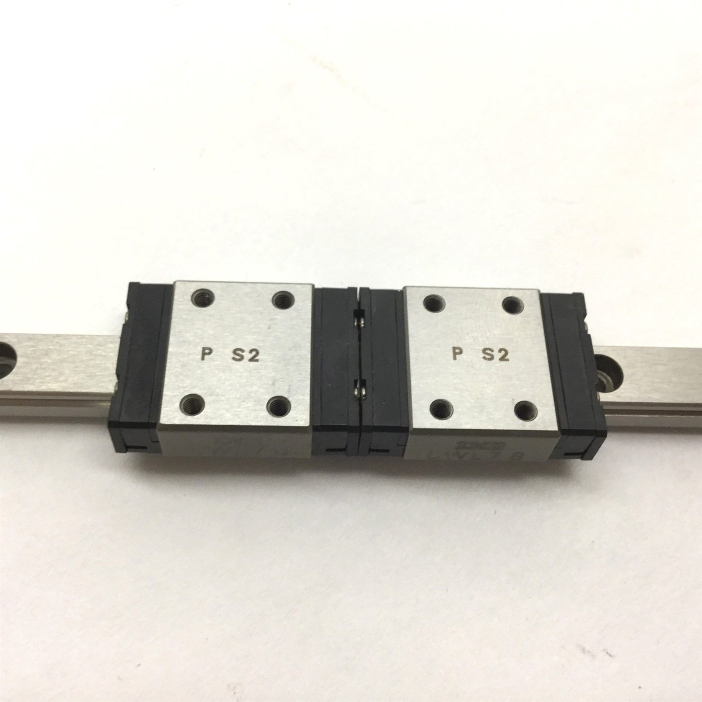 Used IKO LWL7B 180mm Linear Rail, With 2 Slides, 7mm Rail Width, 5mm Rail Height