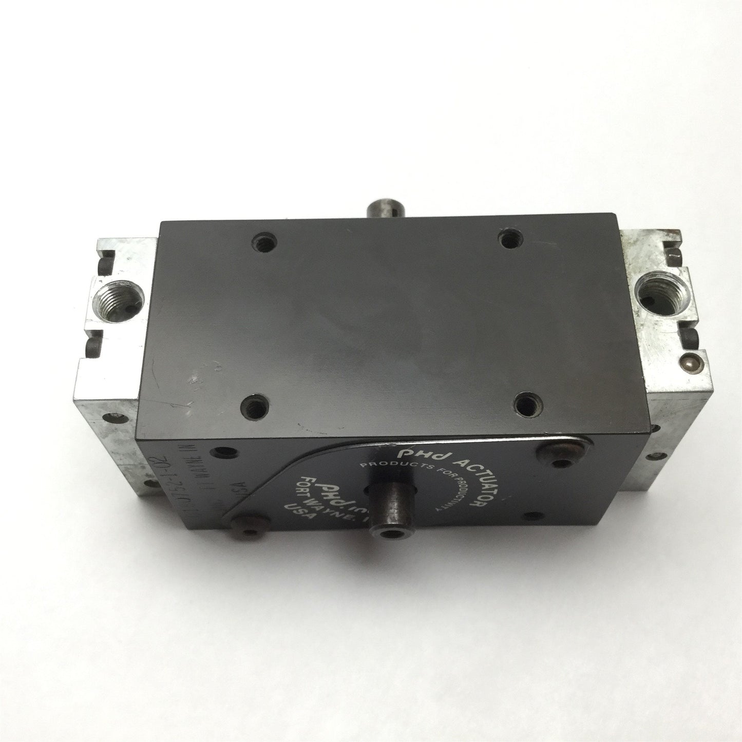 Used Phd 0180752-1-02 Pneumatic Rotary Actuator, 180ø Rotation, Shaft: 3/8", 1/8" NPT