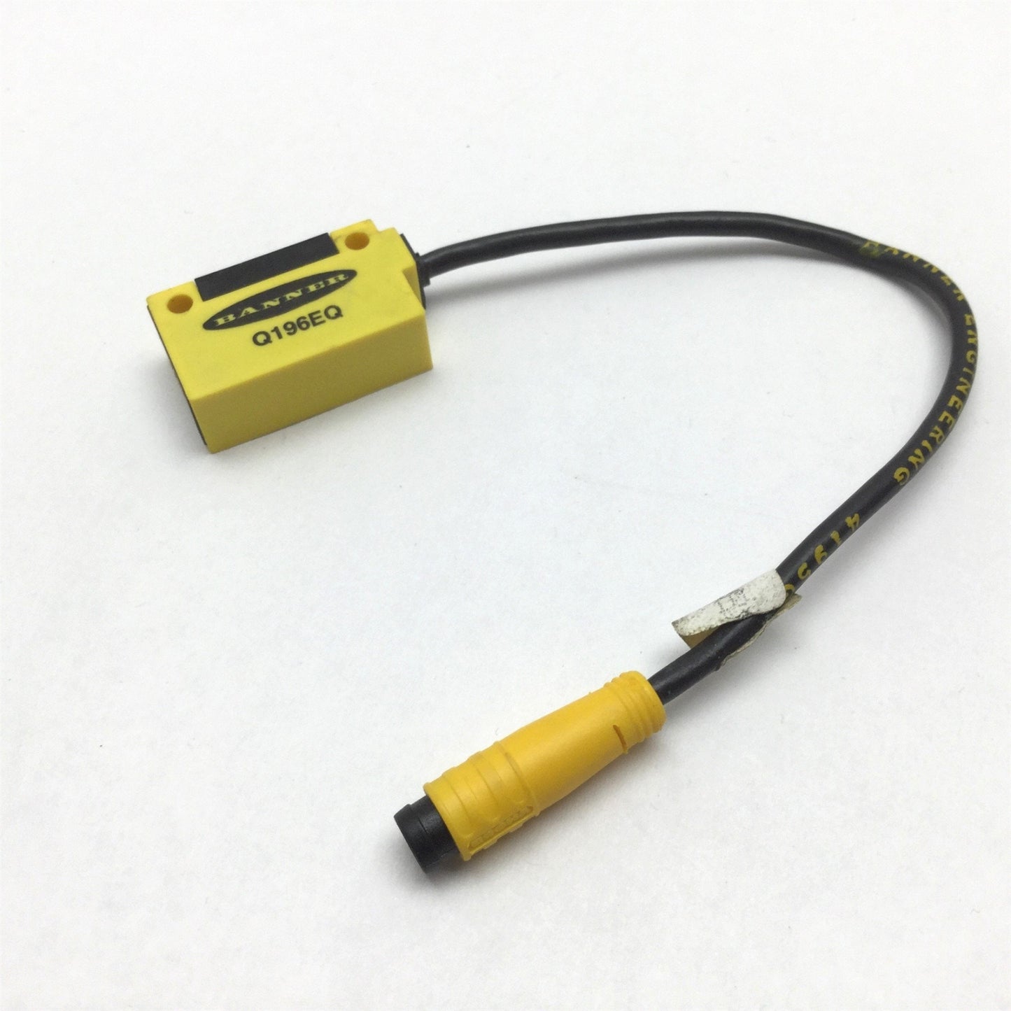 Used Banner Q196EQ Photoelectric Sensor Emitter, Voltage: 10-30VDC, 4-Pin Pico QD