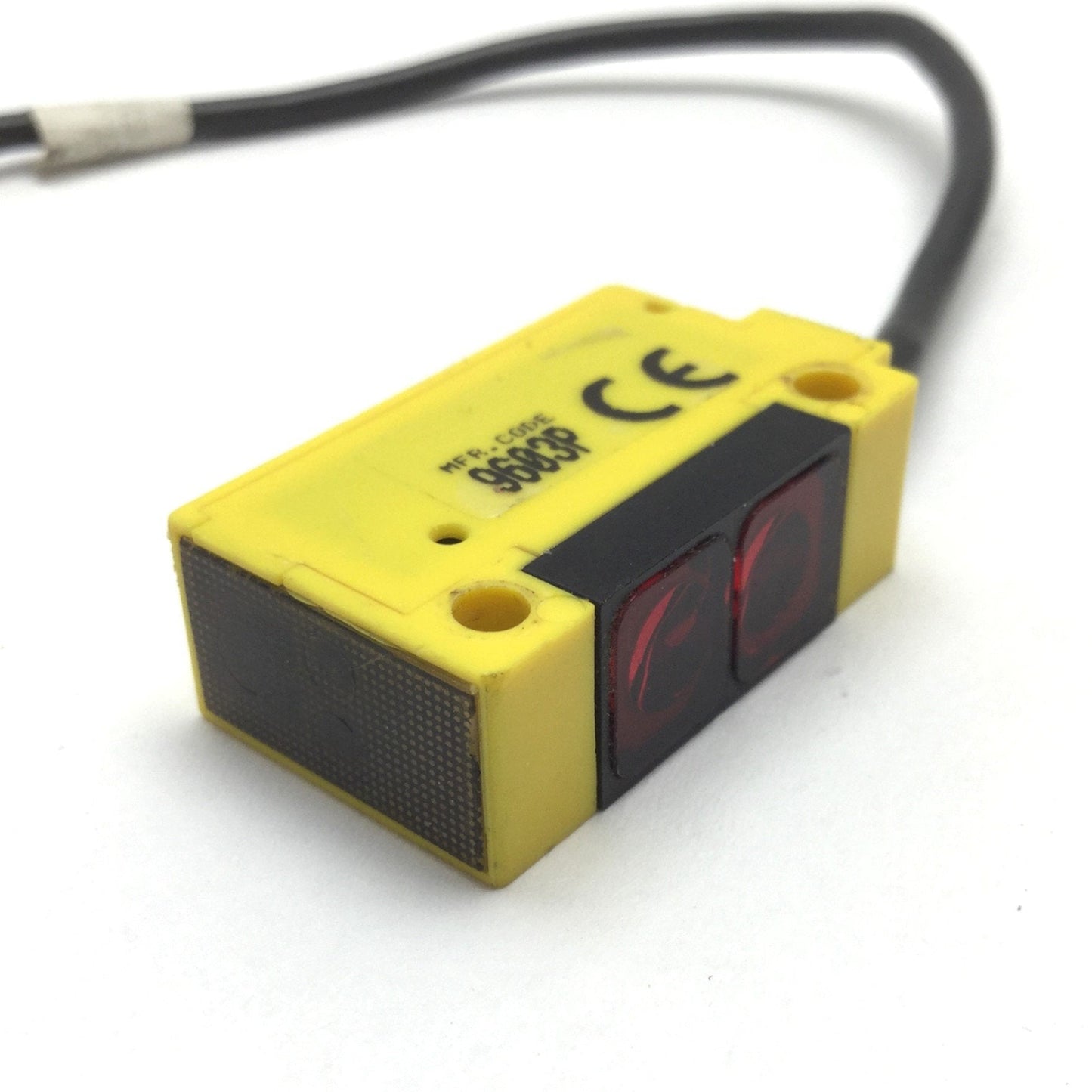 Used Banner Q196EQ Photoelectric Sensor Emitter, Voltage: 10-30VDC, 4-Pin Pico QD