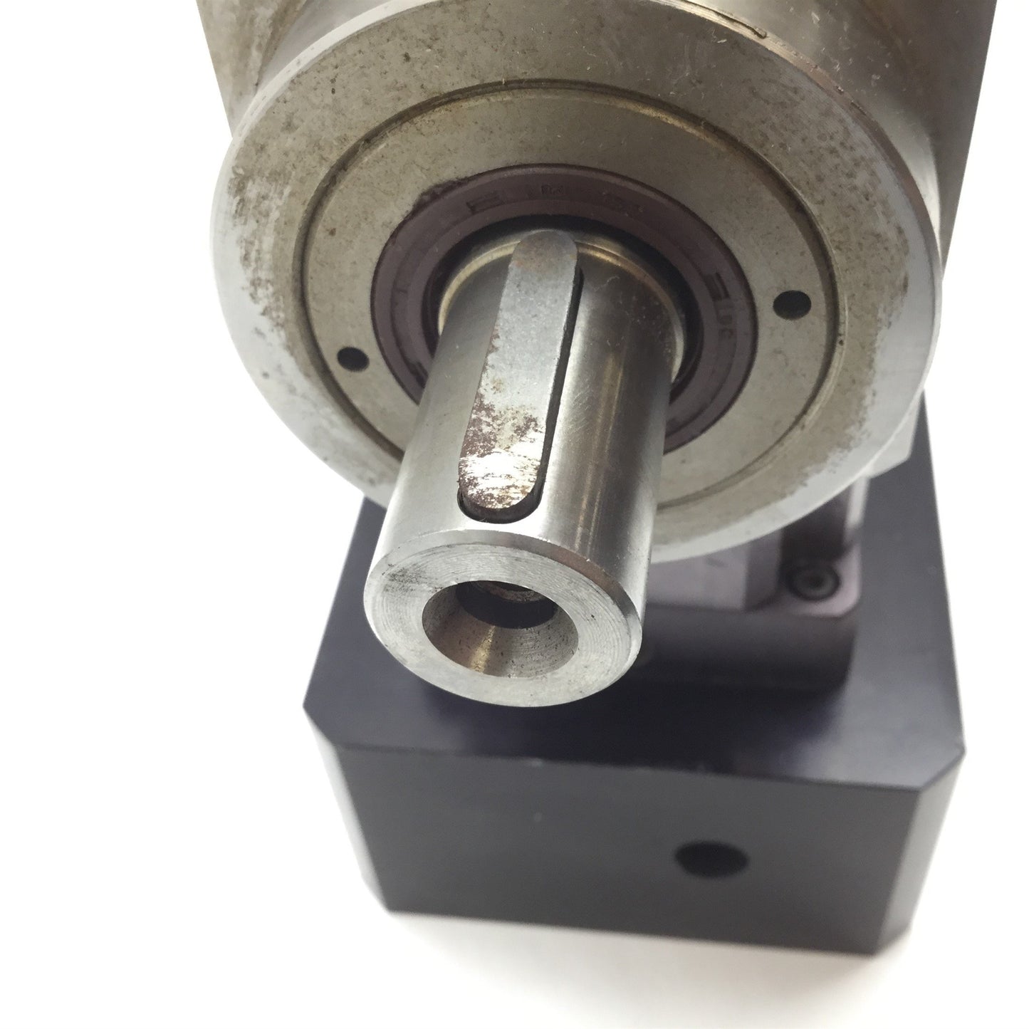 Used Thomson 42-314248-D308 Planetary Gearhead, Ratio: 5:1, Input 0.625", Output 22mm