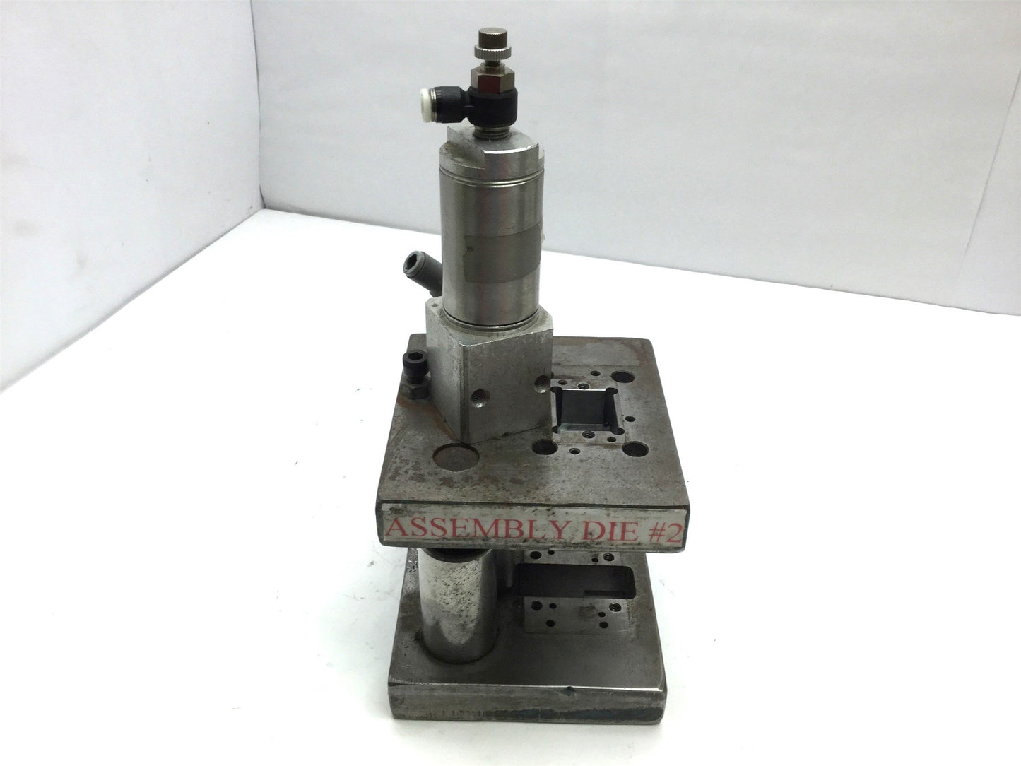 Used Ball Bearing Die Press Throat 3.1" to 3.7" Overall 4.8"x5.23"x11.25" & Cylinder