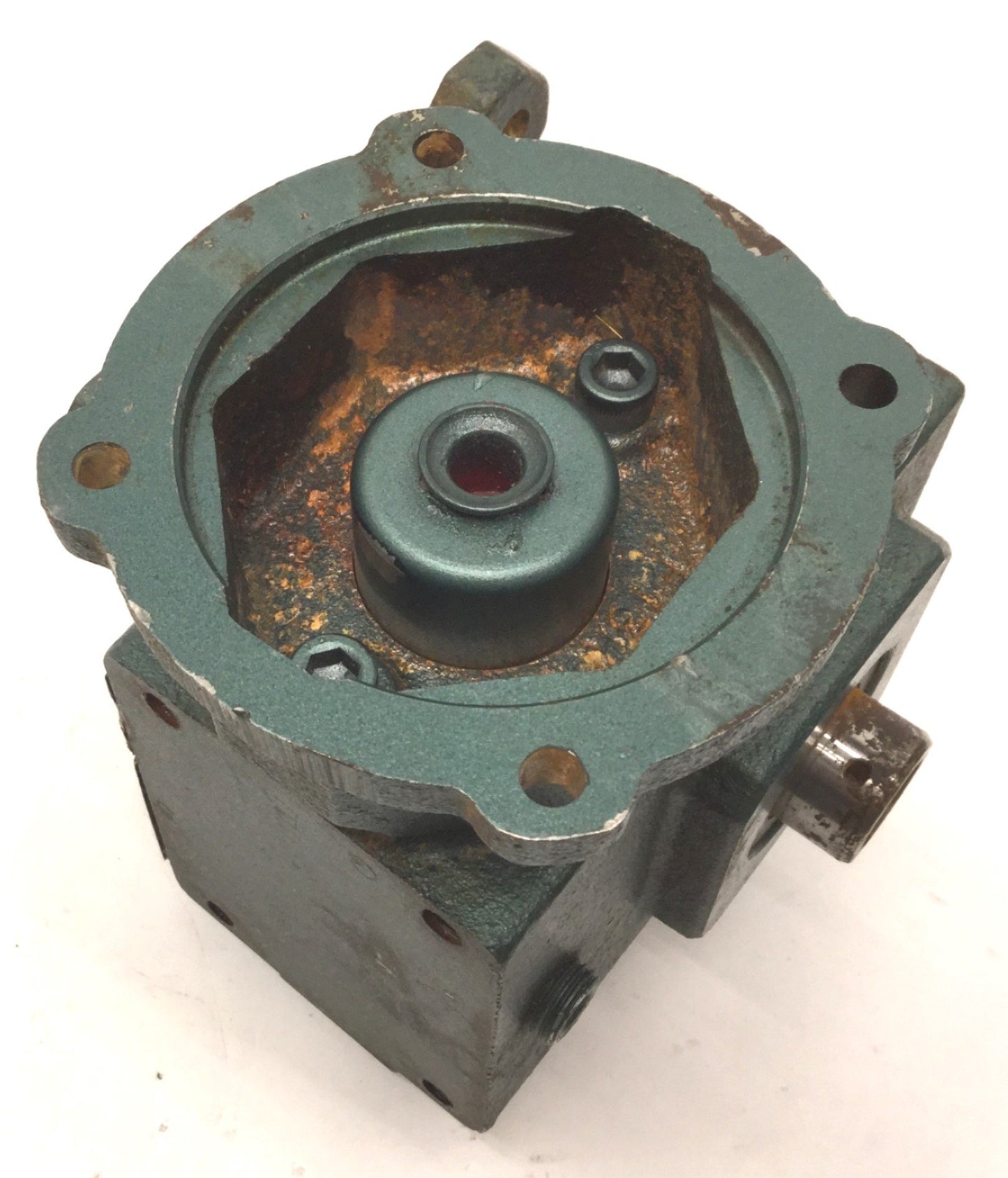 Used Grove Gear FHMQ213-2 Left Angle 5:1 Gear Reducer, Frame: 48C, Input: 1.05HP