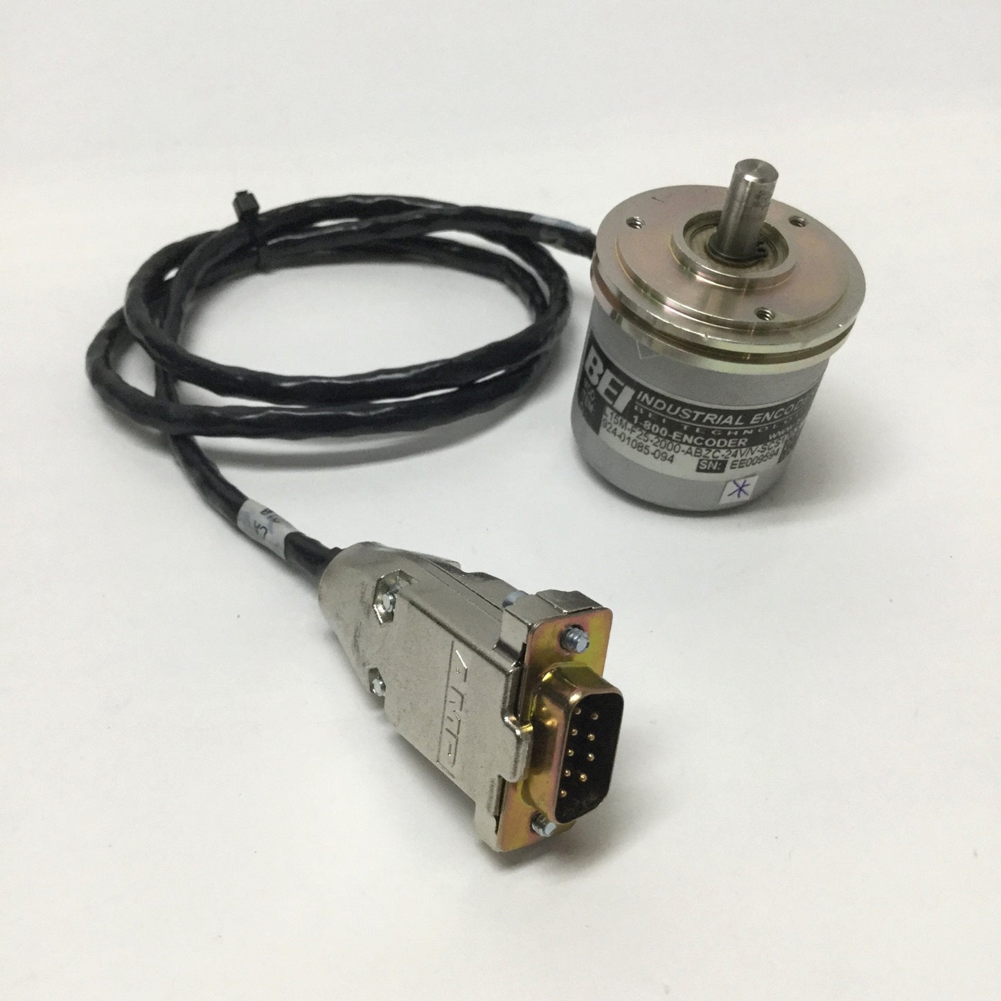 Used BEI L15M-F25-2000-ABZC-24V/V-SCS120-S Incremental Optical Encoder 5-24VDC 1/4"