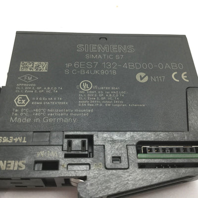 New Other Siemens 6ES7 132-4BD00-0AB0 Simatic Digital Output Module With TM-E15S24-01 Base