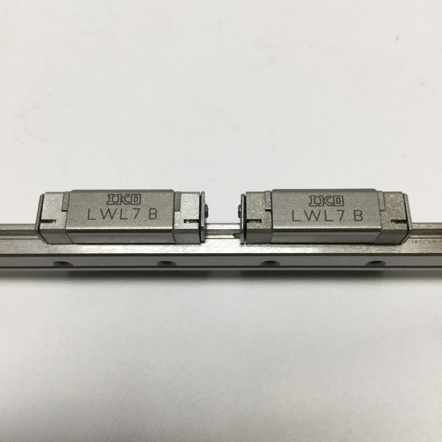 Used IKO LWL7B Linear Way 140mm Guide Rail w/ (2x) Ball Bearing Carriage Slide Blocks