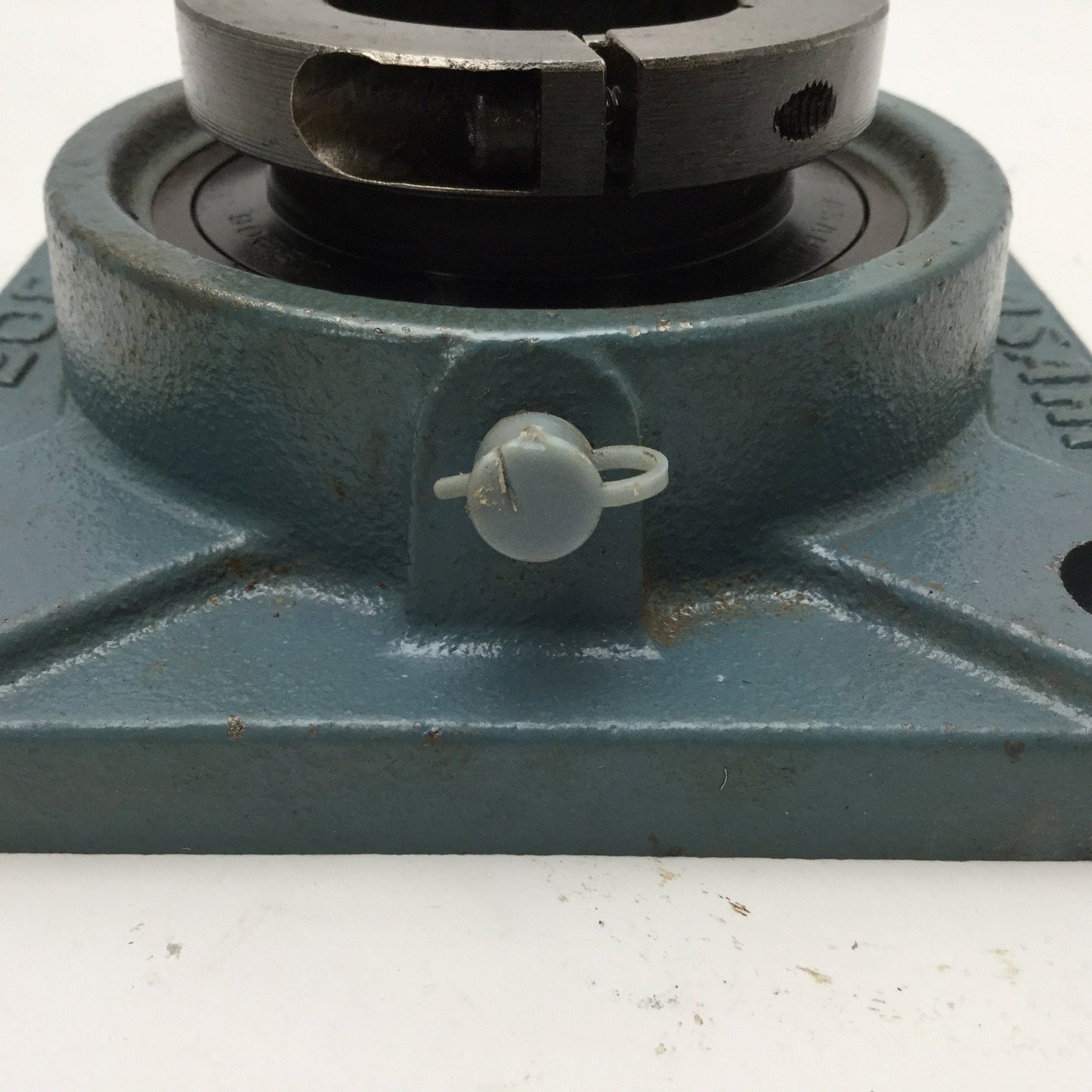 Used ASAHI KHF208 Eccentric Collar Locking 4-Bolt Flange Bearing Shaft Diameter 40mm