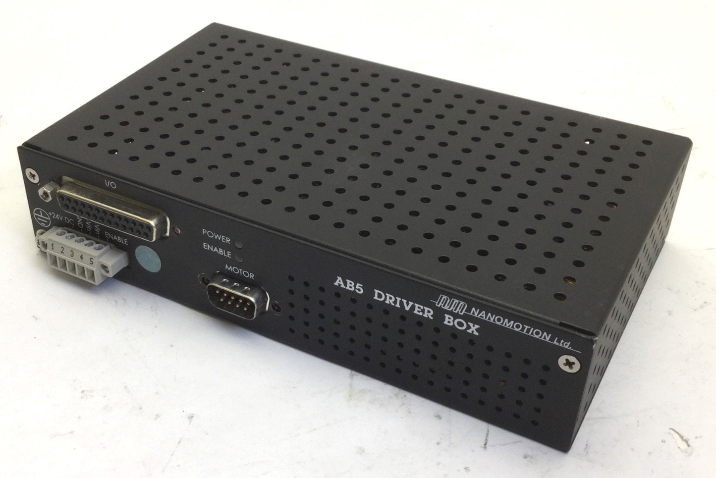 Used Nanomotion AB5 HR E24 V3.2 AB5 Driver Box, 24VDC Sampling Resolution: 10 Bits