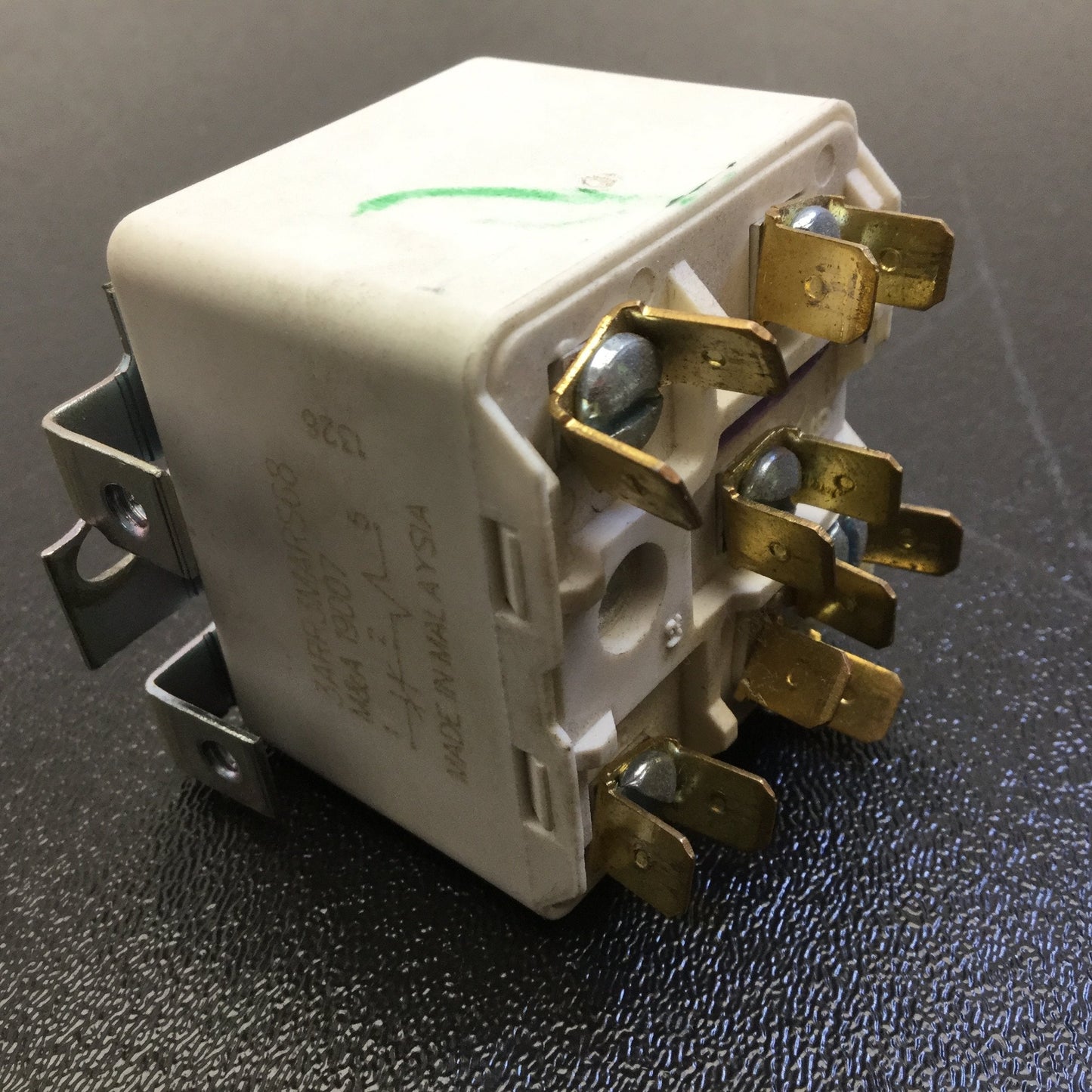 Used Mars 502V 68 19007 Potential Relay, 502V, Rating: 35A, 60 Hz, Screw Terminal