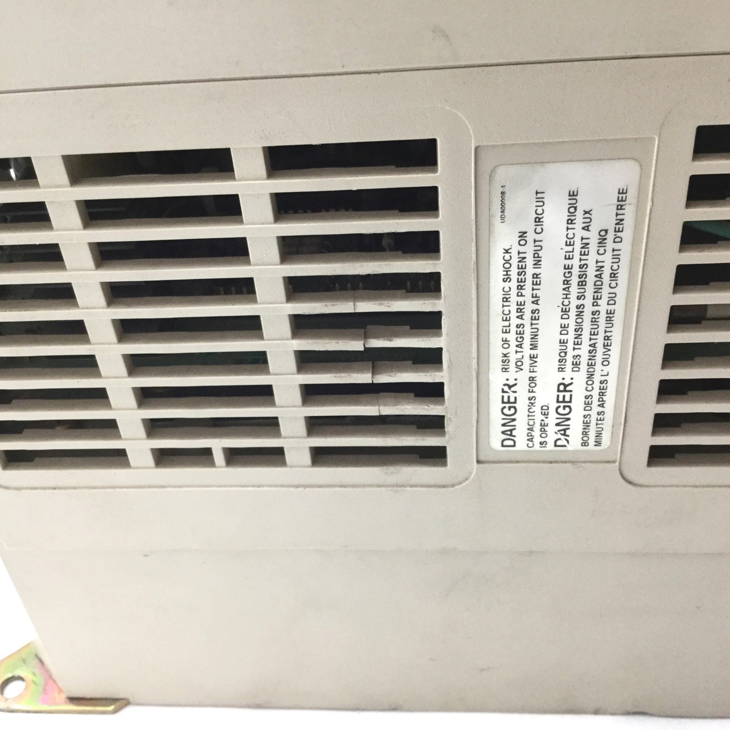 Used Yaskawa CIMR-G5U27P5 Inverter Drive, 3-Phase, With JVOP-130U Operator *Damaged*