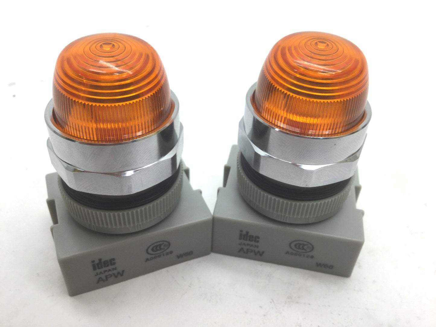 Used Lot of 2 Idec APW LED Dome Pilot Indicator Light Amber APW-199