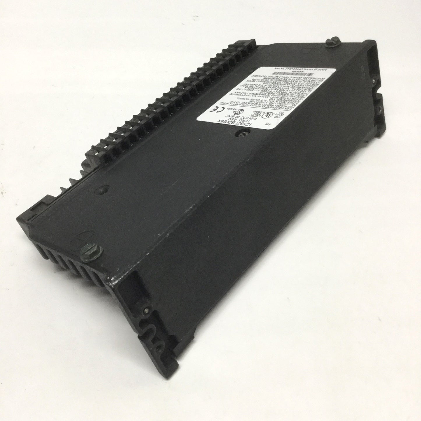 Used GE Fanuc IC660TBD025K Genius I/O 46-Terminal Assembly Module, 5-24VDC, 32 Sink