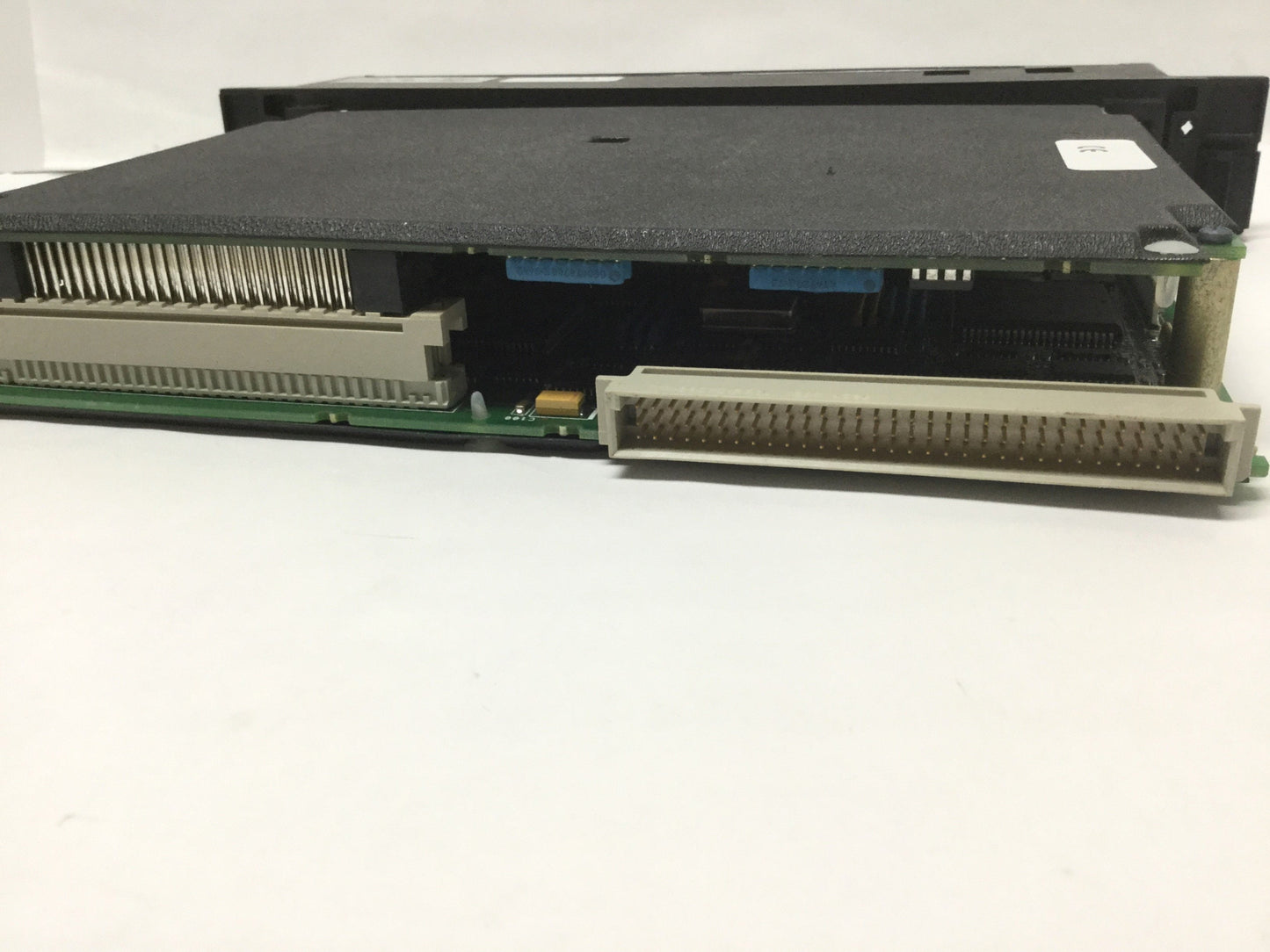 Used Fanuc IC697CPU781-JE Series 90-70 Central Processor Unit 16MHz, 32-bit, w/1 Key