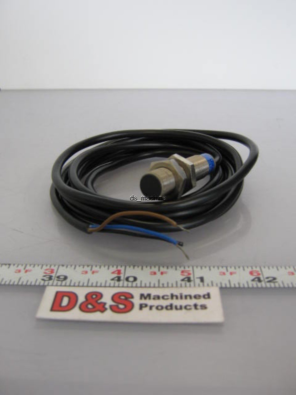 Used Telemecanique Proximity Switch XT1-M12PA372