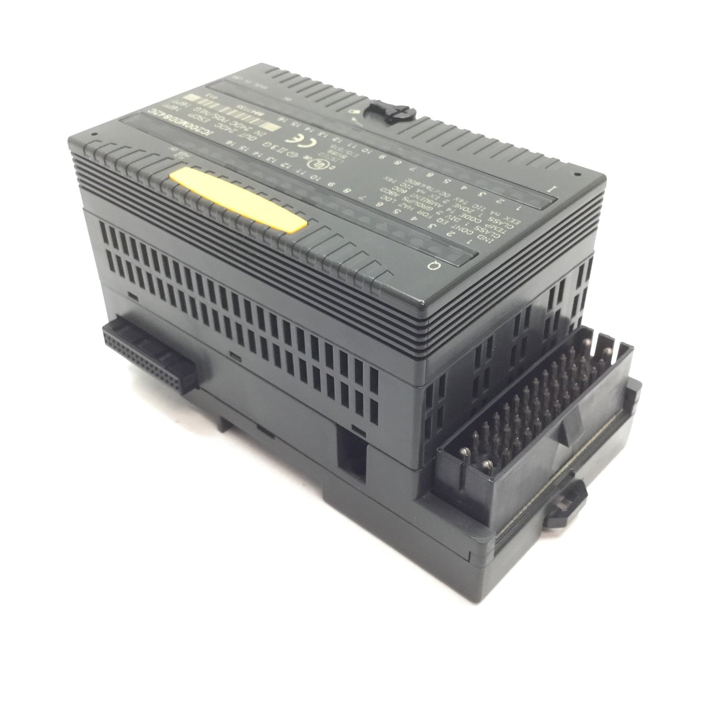 Used GE Fanuc IC200MDD842C VersaMax PLC Discrete I/O Module With IC200CHS003D Carrier