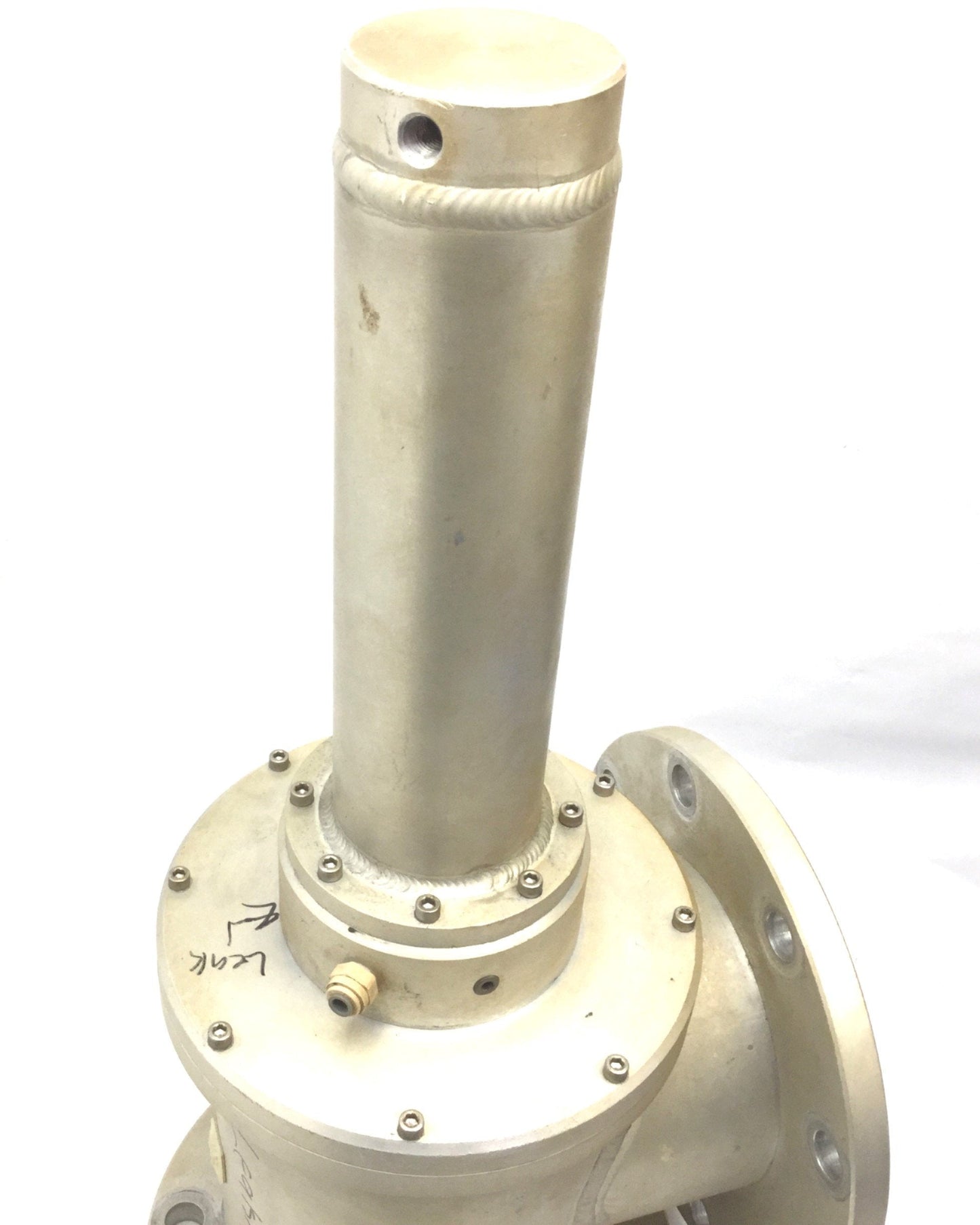 Used ID: 7", Flange Diameter: 11", Air Actuated Valve, 1/4" NPT, *Has Leak*