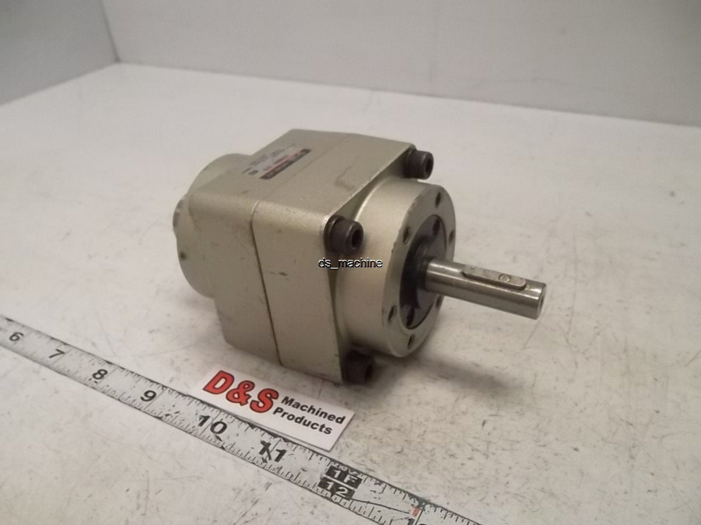 Used SMC ECRB50-270 Pneumatic Rotary Actuator