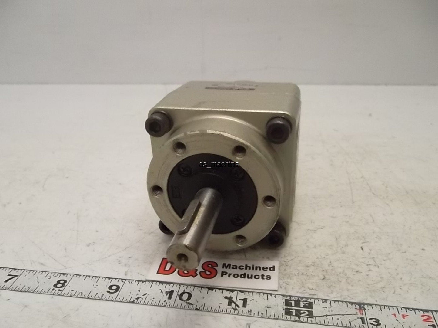 Used SMC ECRB50-270 Pneumatic Rotary Actuator