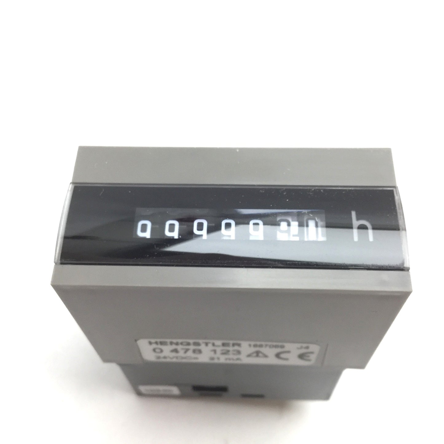 New Hengstler 0478123 Timer Counter, 7-Digit, 0-99999.99hr, 24VDC 21mA, With Mount