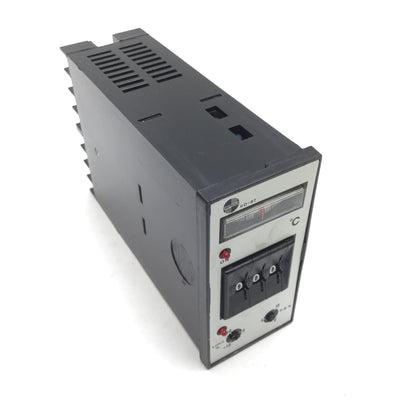 Used Gefran RD-97PD1T Temperature Controller, Input: Type J, 110/220V, 0-599øC