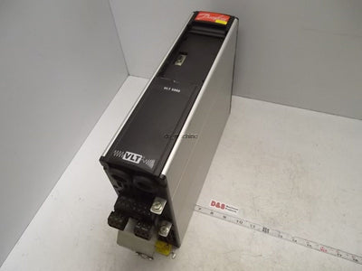 Used Danfoss VLT5001PT5B20STR3D0F00A00C0 VLT Drive