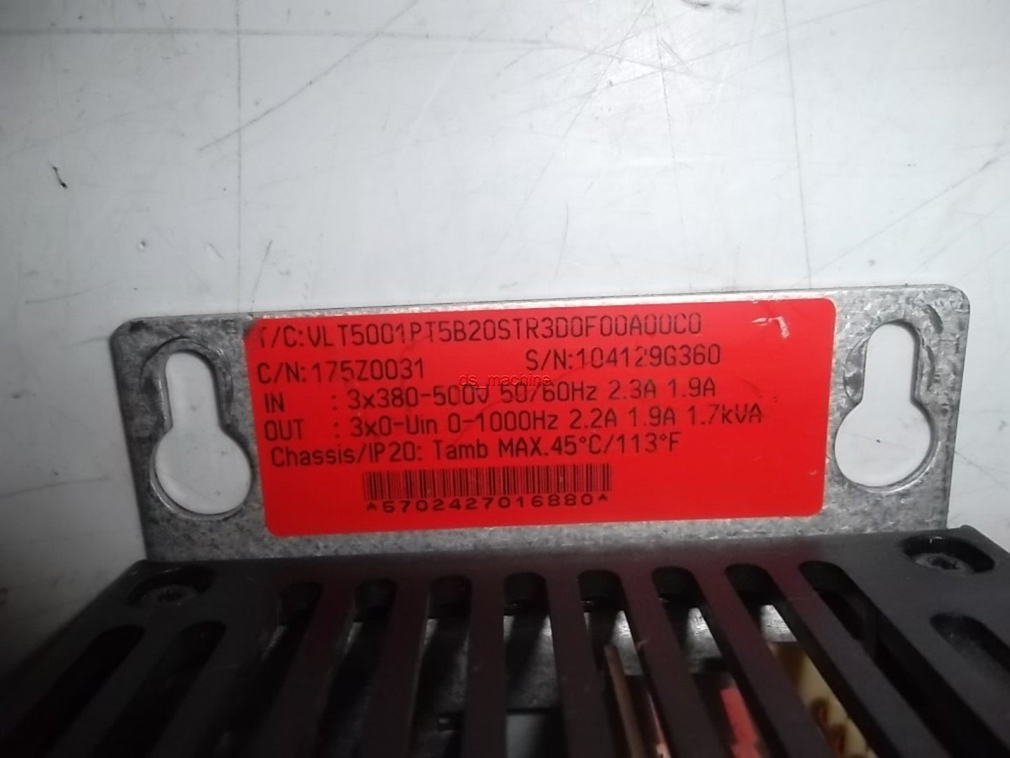 Used Danfoss VLT5001PT5B20STR3D0F00A00C0 VLT Drive