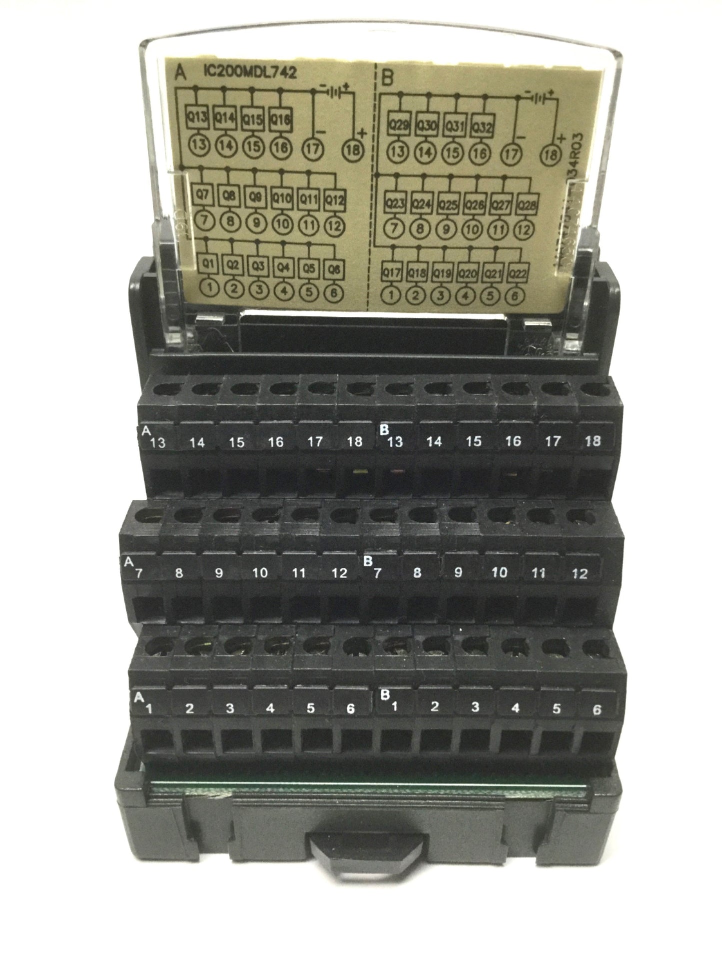 Used GE Fanuc IC200MDL742B VersaMax Positive Logic Output Module, 32-Point, 24VDC