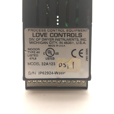 Used Love Controls 32A123 Temp Controller 2x 4-Digit RTD/TC 5VDC/Relay 100-240VAC/DC