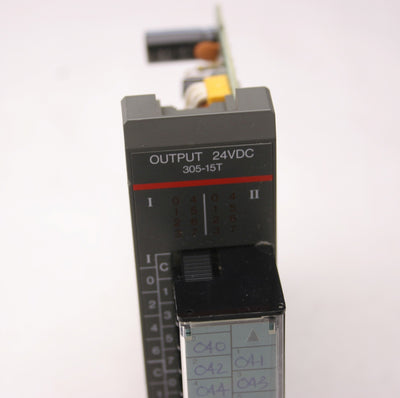 Used Texas Instruments 305-15T Output Module 5-28VDC, 0.5A, Out: 24VDC *Broken Mount*