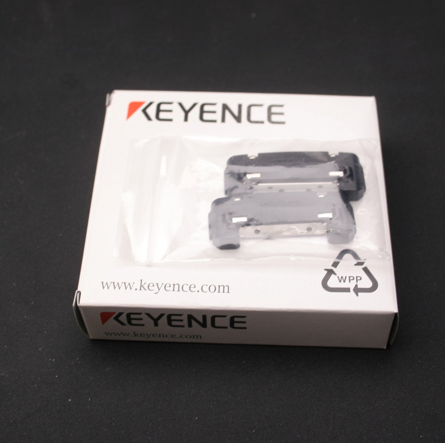 New Keyence OP-26751 Fiber Optic Signal Amplifier End Units