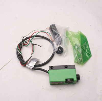 New Seeka F5N 211N Fiber Optic Photoelectric Sensor, Supply: 12-24VDC