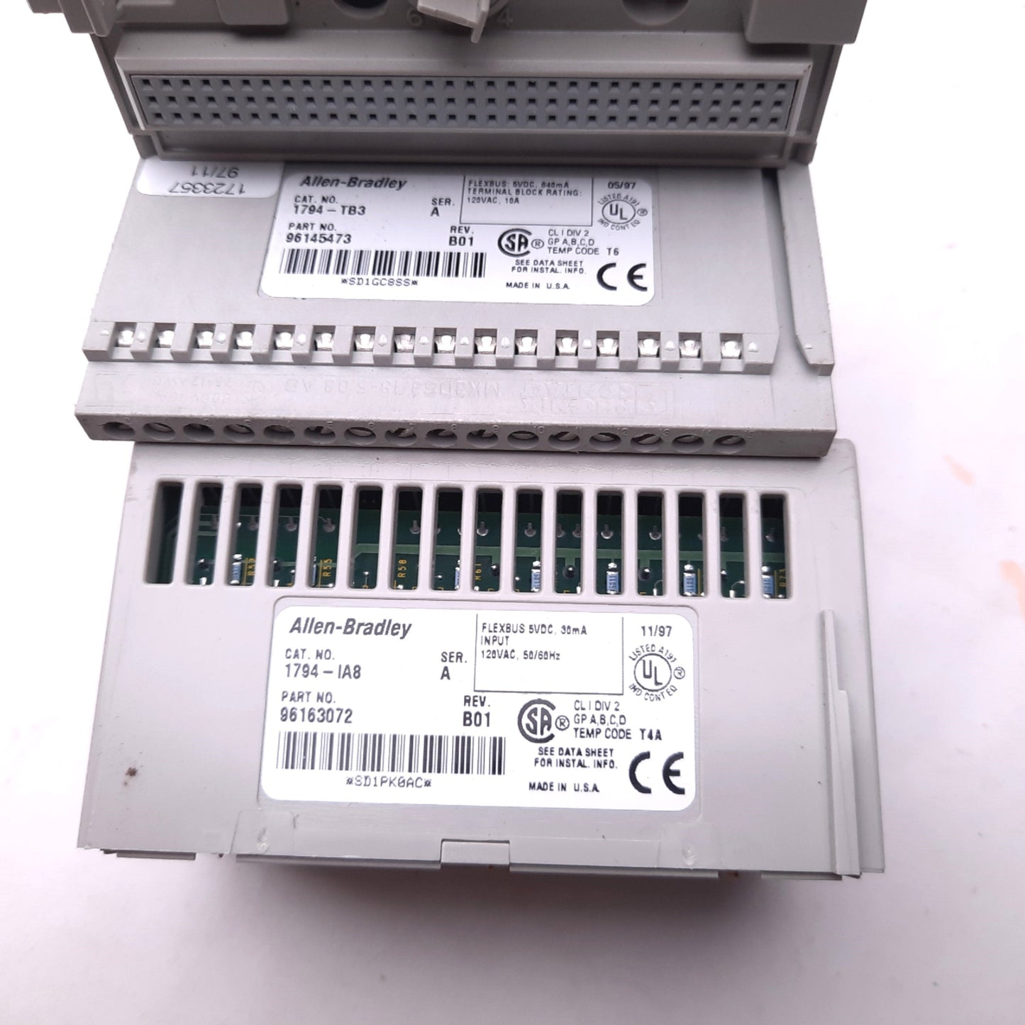 Used Allen Bradley 1794-IA8 Flex I/O Digital Input Module 8-Ch, Ser A, 120VAC W/ Base